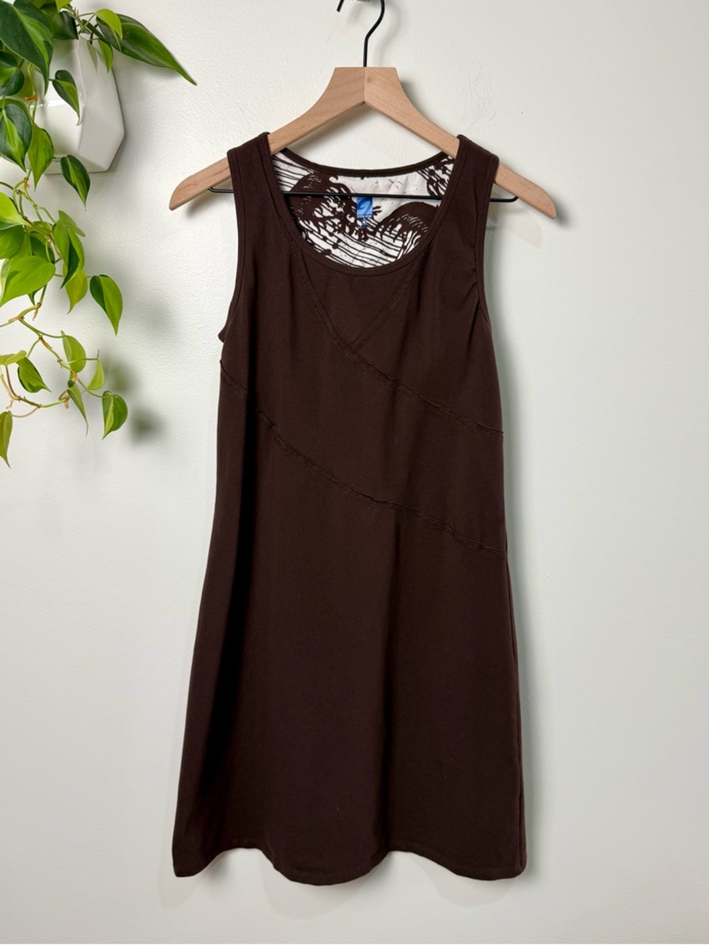 Title Nine Sleeveless Stretch A-Line Dress Brown Bulit-in Bra Size M Outdoors